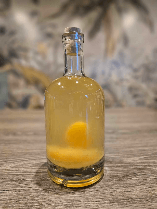 Rhum arrangé Mandarine , Ananas, Baies